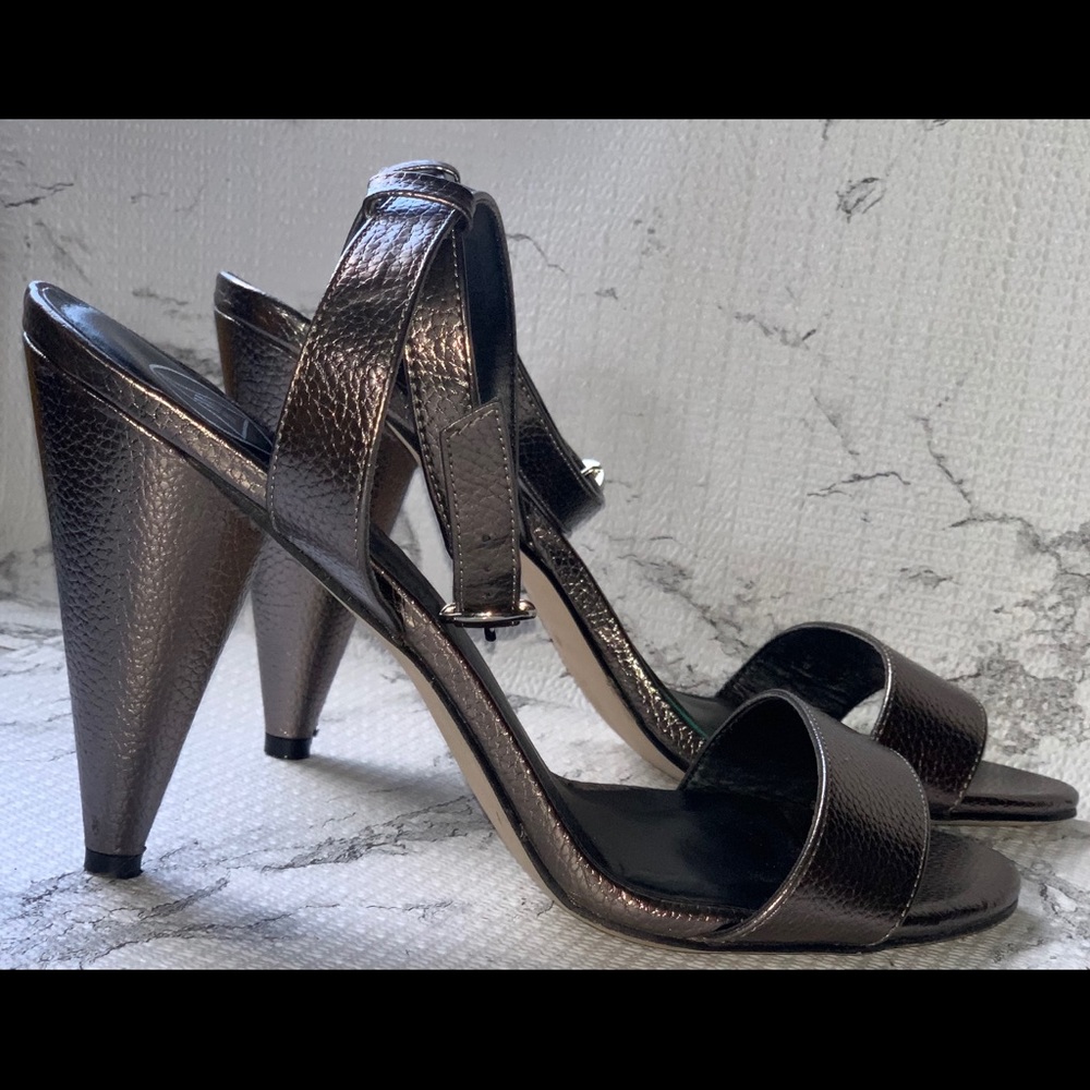 Cone Heel